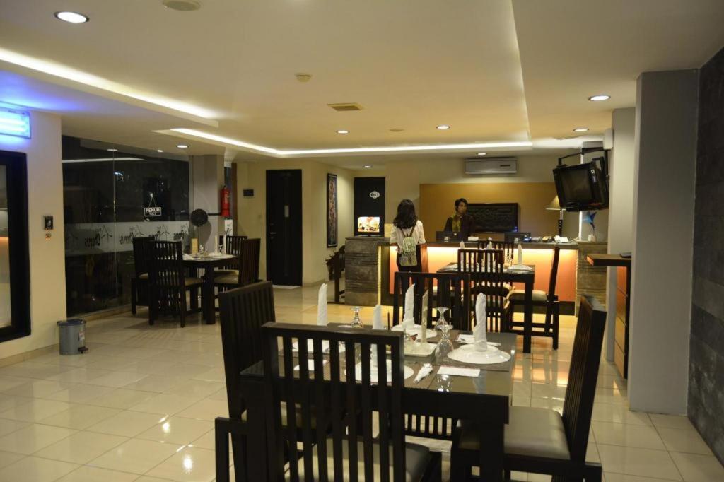 Puri Chorus Boutique Hotel Pakualaman Экстерьер фото