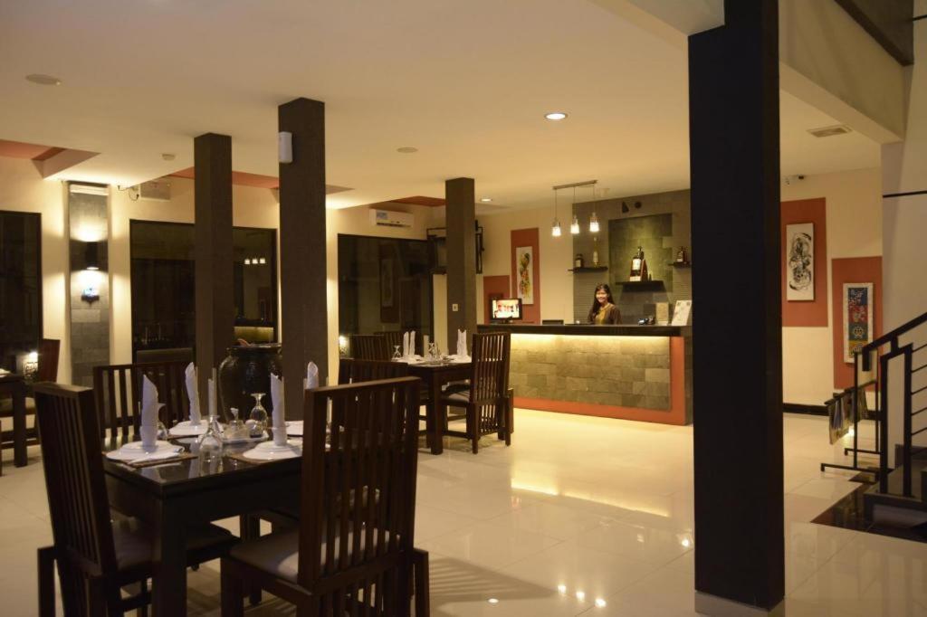 Puri Chorus Boutique Hotel Pakualaman Экстерьер фото