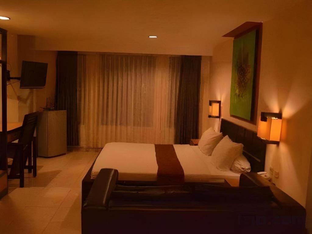 Puri Chorus Boutique Hotel Pakualaman Экстерьер фото