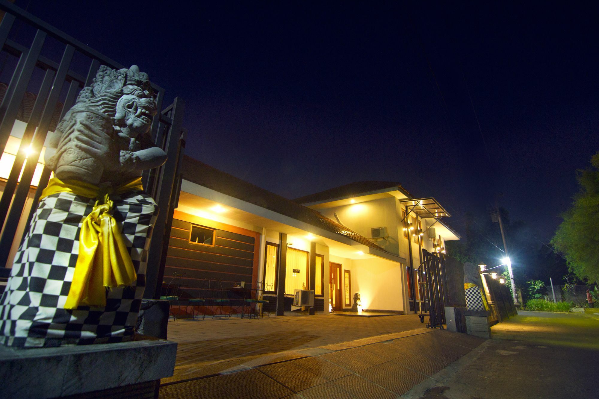 Puri Chorus Boutique Hotel Pakualaman Экстерьер фото